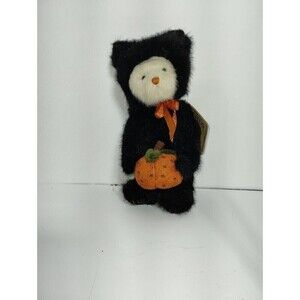 Halloween Boyds SNEAKY White 9 in Bear Dressed in a Cat Costume Holding A Pumpki